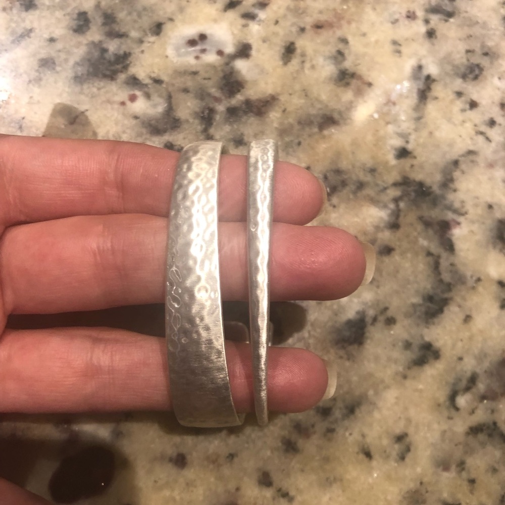 Kendra Scott tiana stacking bracelets